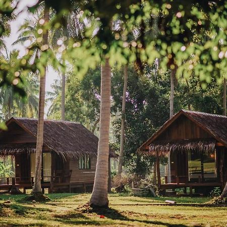 Coco Canopy Boutique Resort Koh Jum Exterior photo